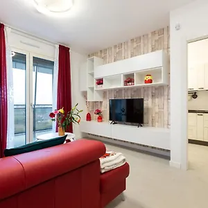 Fiera Flat With Garage Milaan