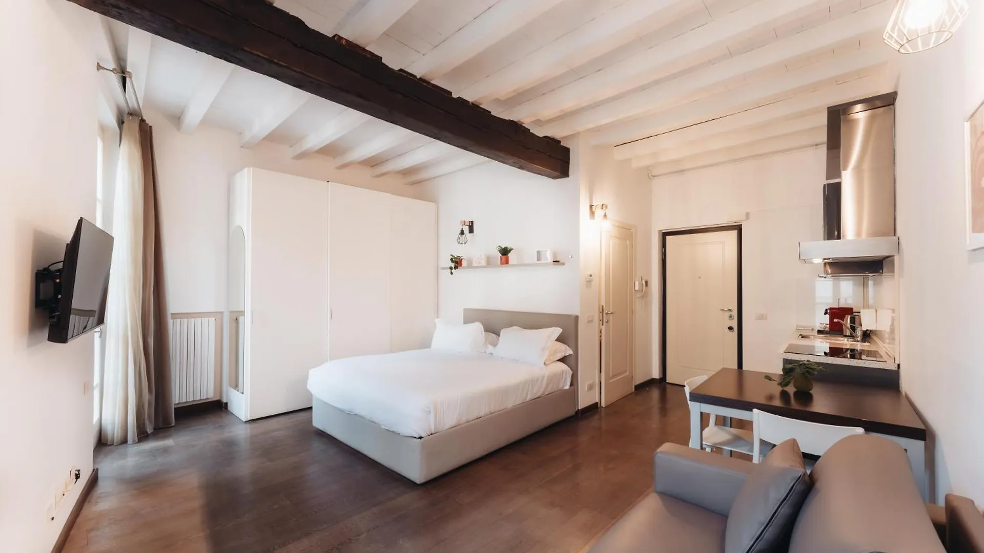 Charming Milan Apartments Brera - Madonnina İtalya