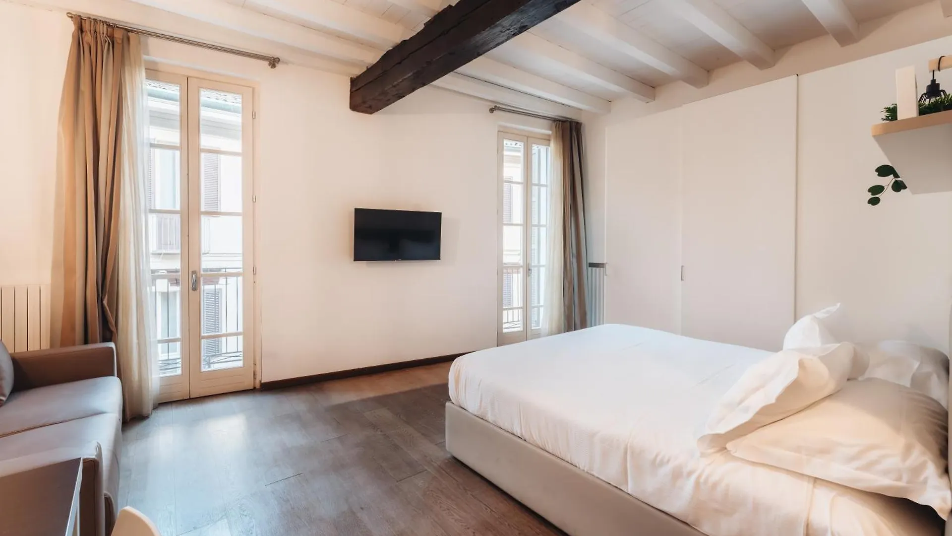 Charming Milan Apartments Brera - Madonnina Italy