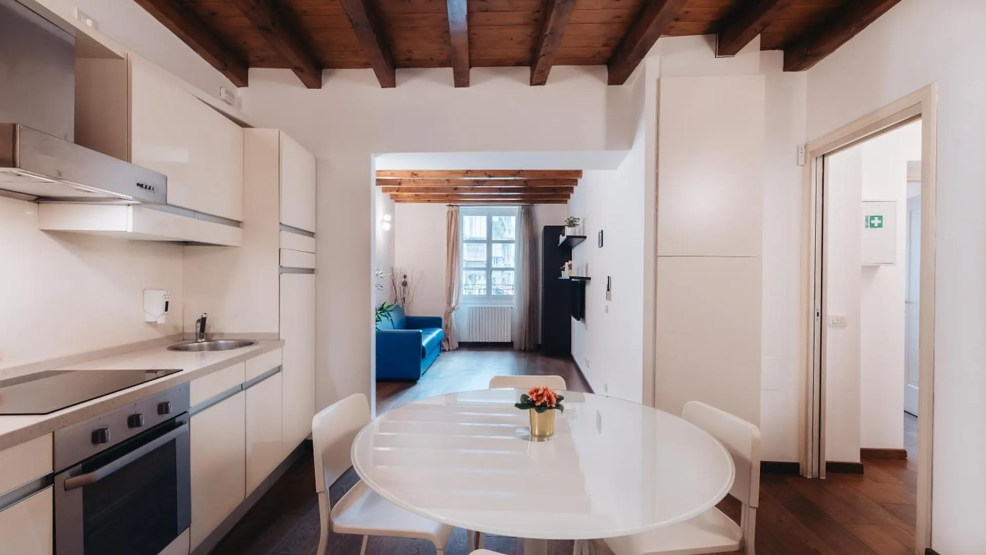 Charming Milan Apartments Brera - Madonnina