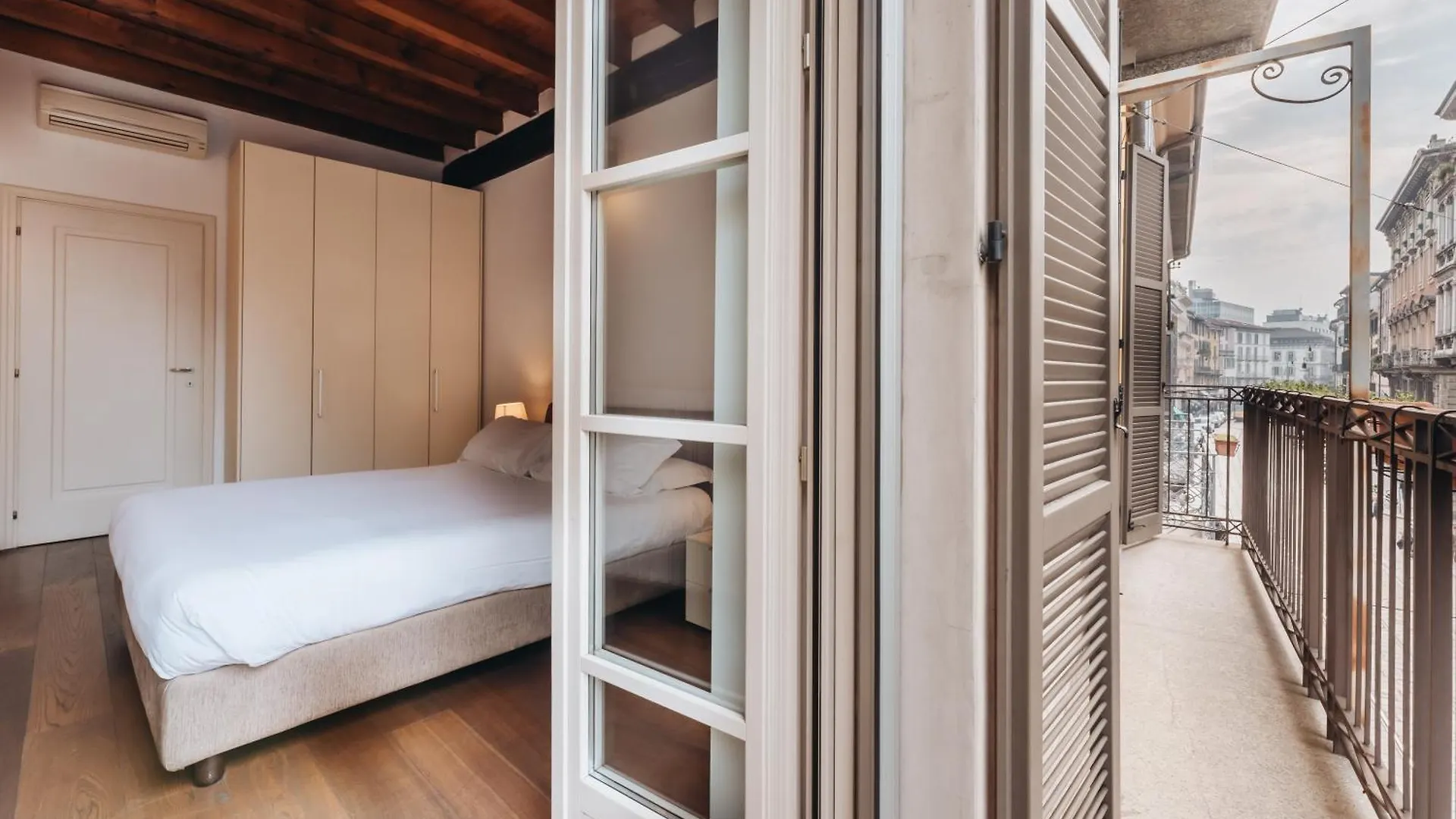 Charming Milan Apartments Brera - Madonnina