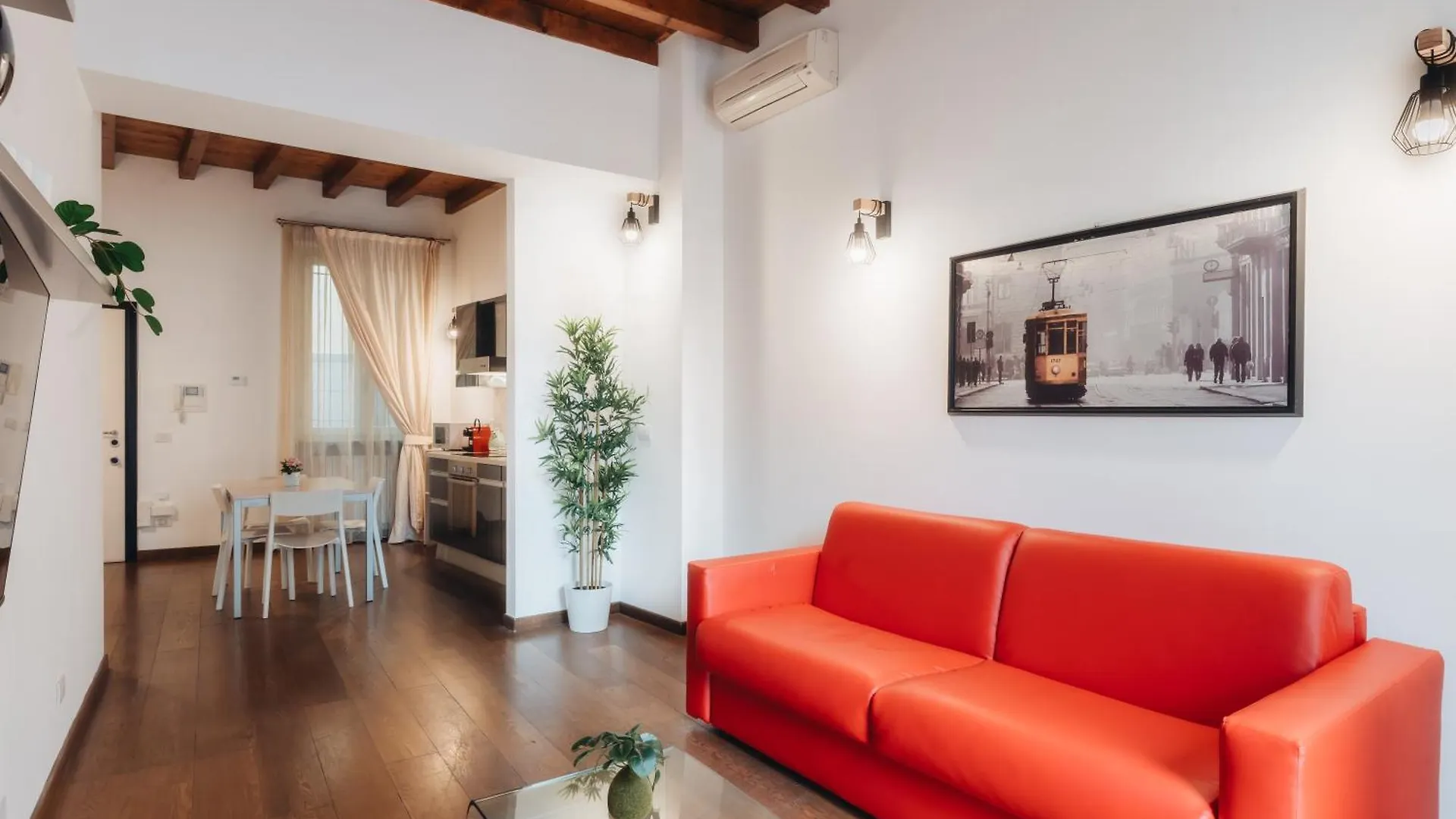 Charming Milan Apartments Brera - Madonnina
