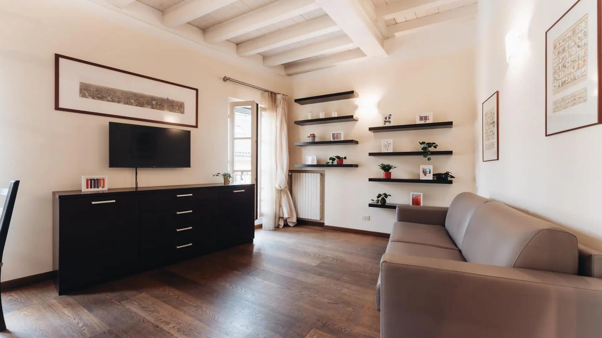 Charming Milan Apartments Brera - Madonnina