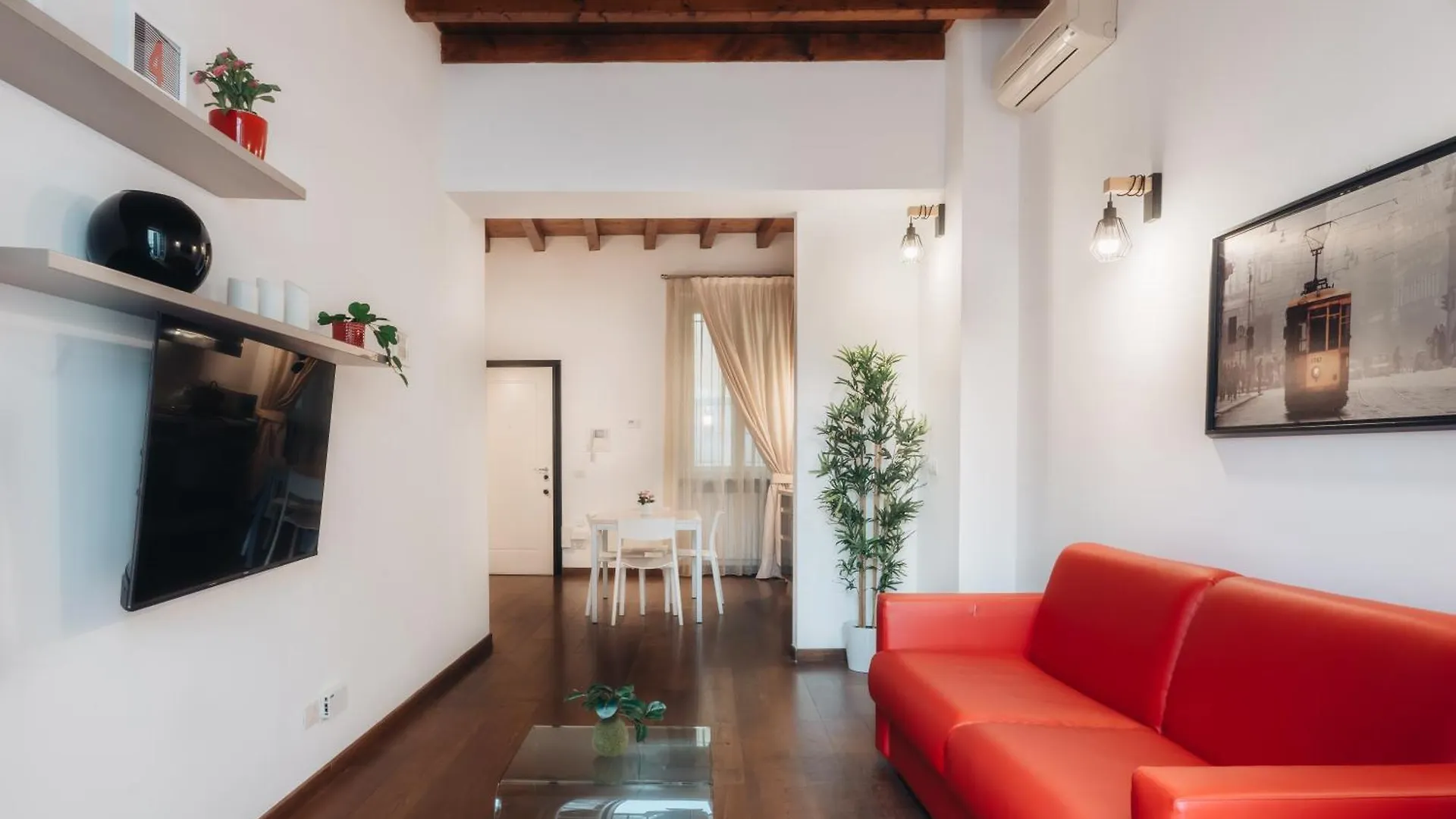 Charming Milan Apartments Brera - Madonnina Italy