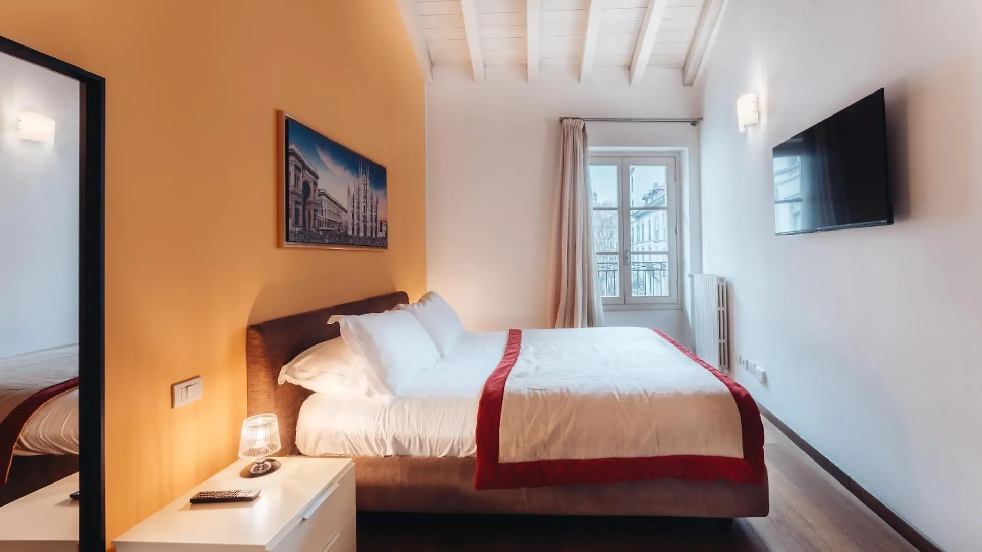 Charming Milan Apartments Brera - Madonnina 0*,